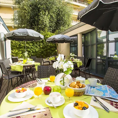 Western Riviera Szálloda 4*