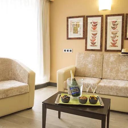 Western Riviera Szálloda 4*