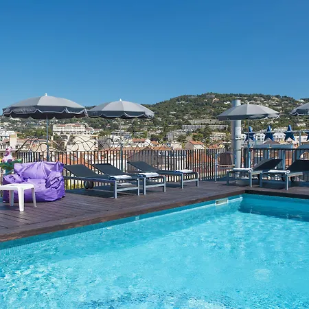 Szálloda Western Riviera 4*