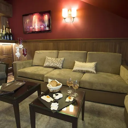 Szálloda Western Riviera 4*