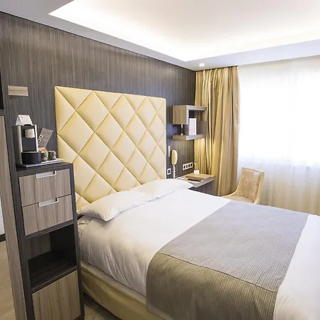 Western Riviera Szálloda 4*